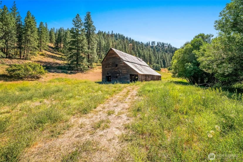 Property photo for 10495 Merry Canyon Road, Leavenworth photo 20