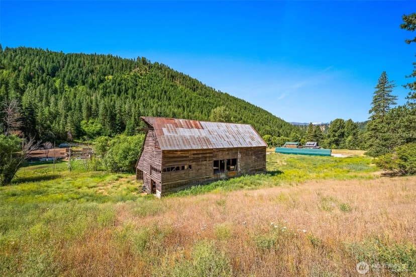 Property photo for 10495 Merry Canyon Road, Leavenworth photo 21