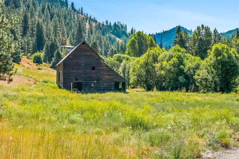 Property photo for 10495 Merry Canyon Road, Leavenworth photo 18