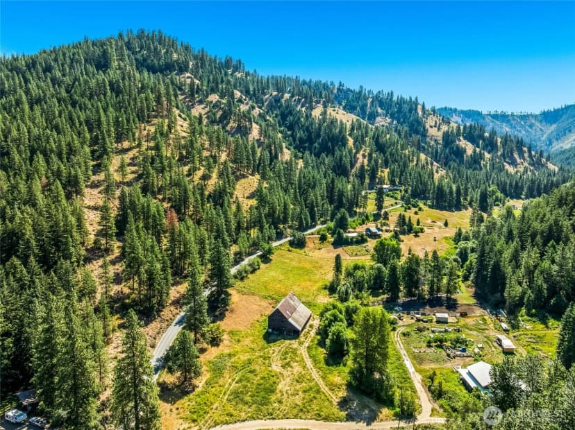 Property photo for 10495 Merry Canyon Road, Leavenworth photo 14