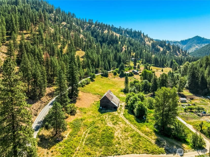 Property photo for 10495 Merry Canyon Road, Leavenworth photo 7