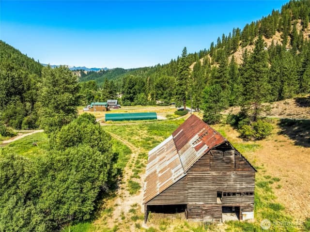 Property photo for 10495 Merry Canyon Road, Leavenworth photo 4