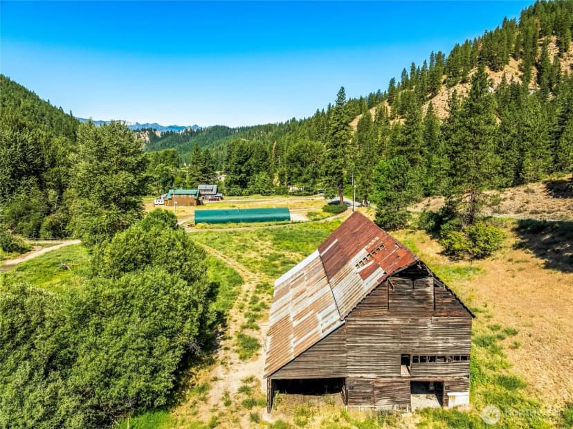 Property photo for 10495 Merry Canyon Road, Leavenworth photo 4