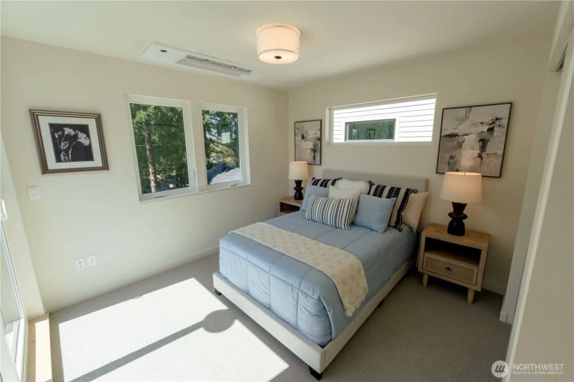 Property photo for 13540 39th Avenue Ne #b, Seattle photo 18