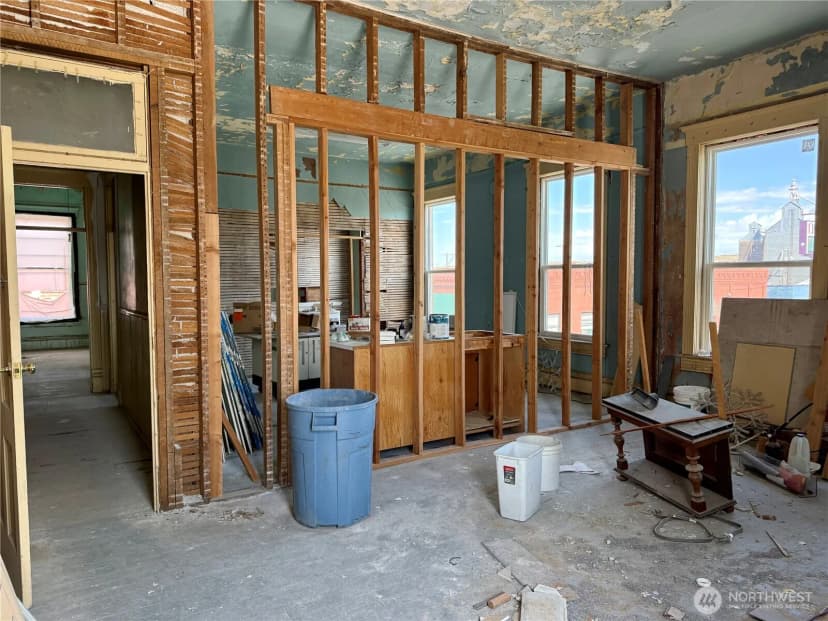 Property photo for 4 E 1st Avenue, Odessa photo 18