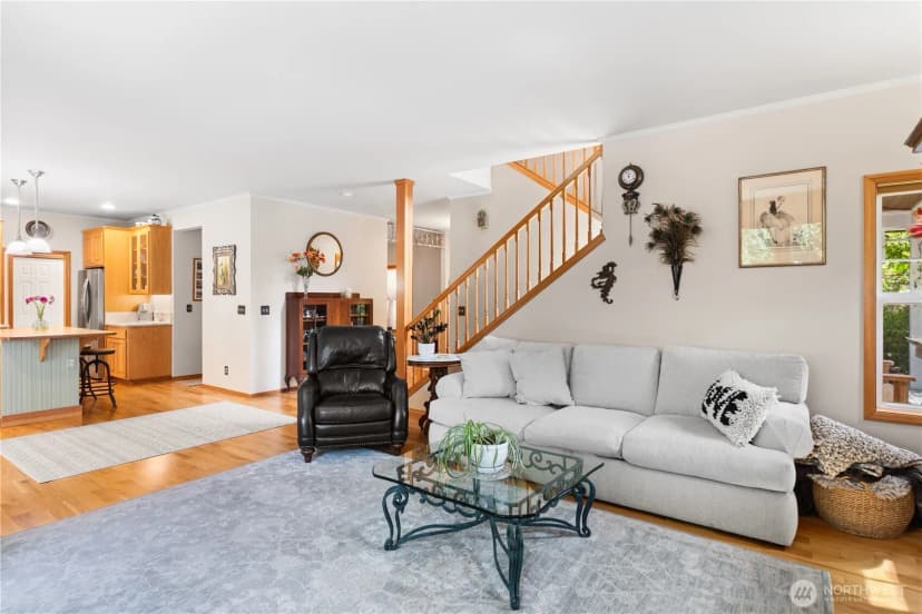 Property photo for 1850 Maple Street, Port Townsend photo 12