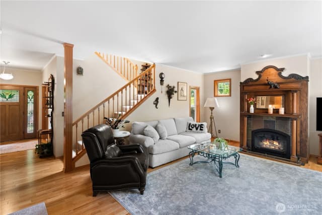 Property photo for 1850 Maple Street, Port Townsend photo 3