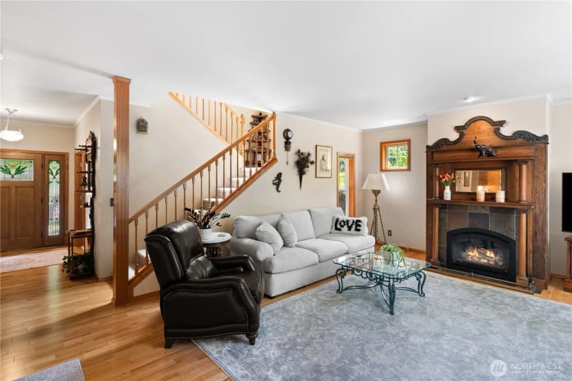 Property photo for 1850 Maple Street, Port Townsend photo 3