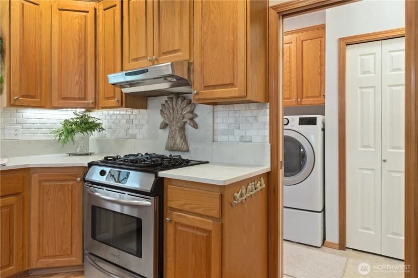 Property photo for 1850 Maple Street, Port Townsend photo 7