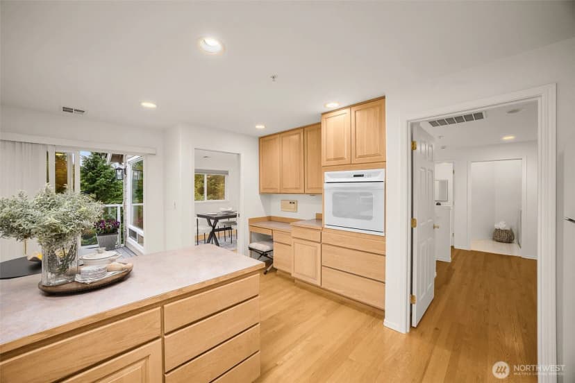 Property photo for 22760 Se 43rd Court #2617, Issaquah photo 16