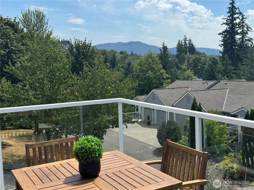 Property photo for 22760 Se 43rd Court #2617, Issaquah photo 3