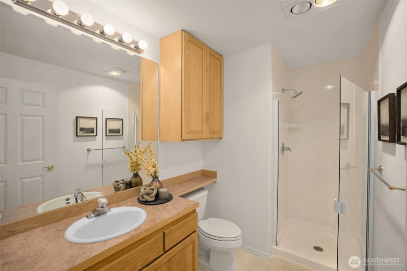 Property photo for 22760 Se 43rd Court #2617, Issaquah photo 24
