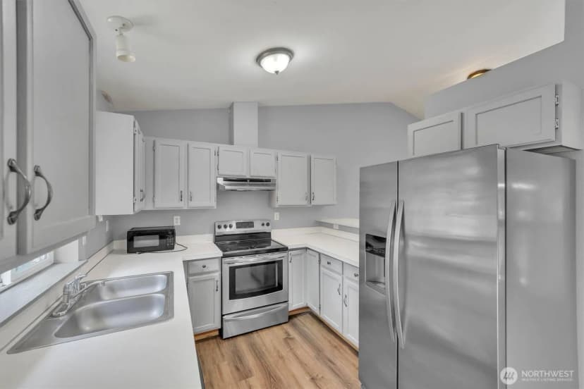 Property photo for 10728 211th Avenue Ct E, Bonney Lake photo 8