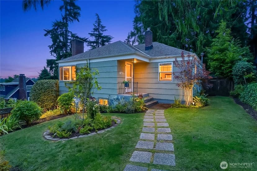 Property photo for 1529 Ne 94th Street, Seattle photo 2