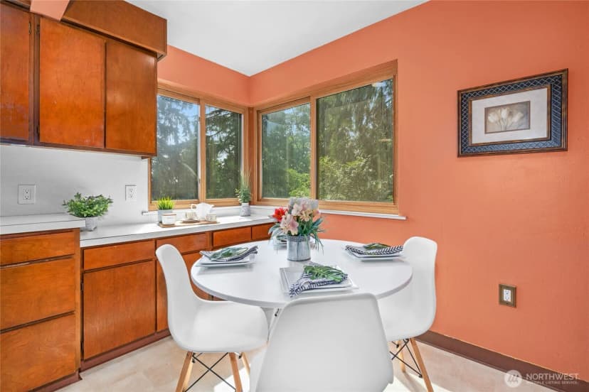 Property photo for 1529 Ne 94th Street, Seattle photo 11