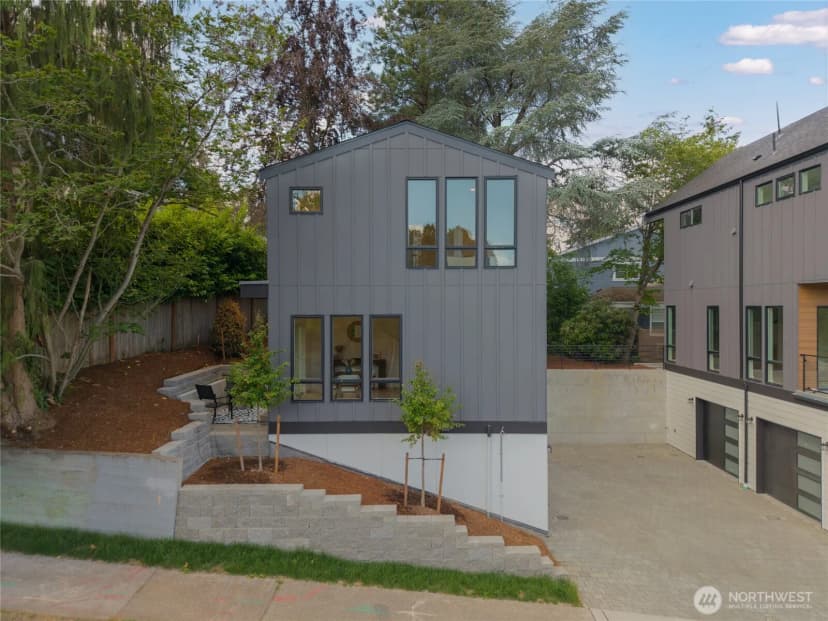 Property photo for 5716 Ne 65th Street, Seattle photo 35