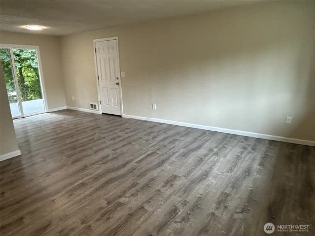 Property photo for 7812 Greenridge Street Sw, Olympia photo 2