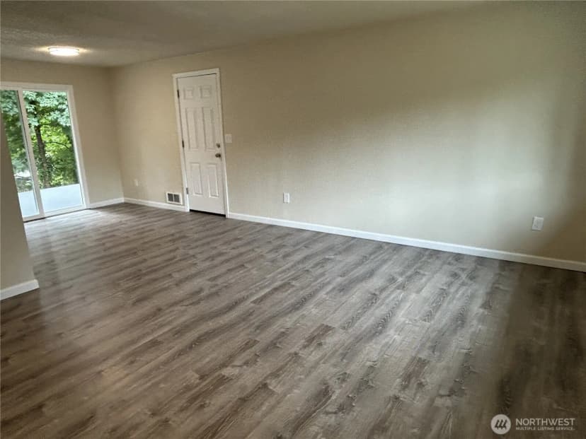Property photo for 7812 Greenridge Street Sw, Olympia photo 2