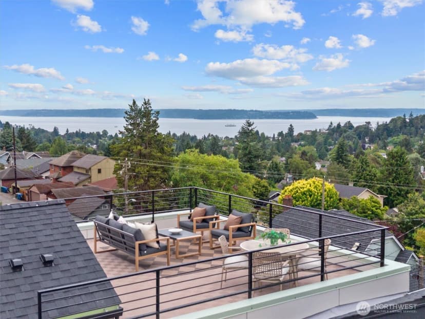 Property photo for 4049 44th Avenue Sw, Seattle photo 30