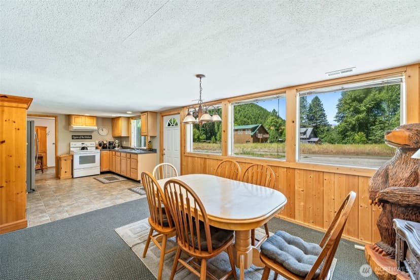 Property photo for 10547 Merry Canyon Road, Leavenworth photo 12