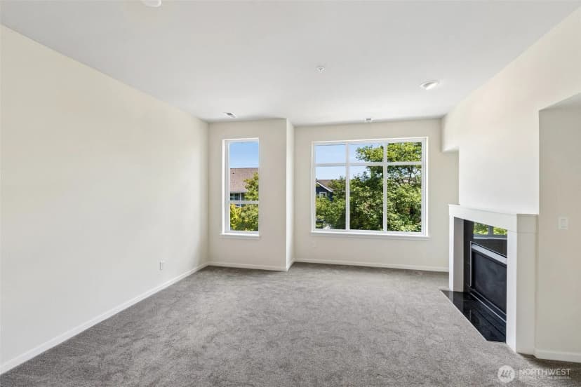 Property photo for 93 Sky Ridge Road Nw #505, Issaquah photo 9