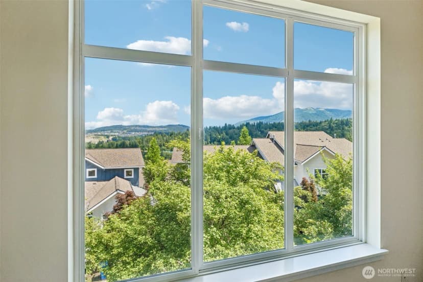 Property photo for 93 Sky Ridge Road Nw #505, Issaquah photo 32