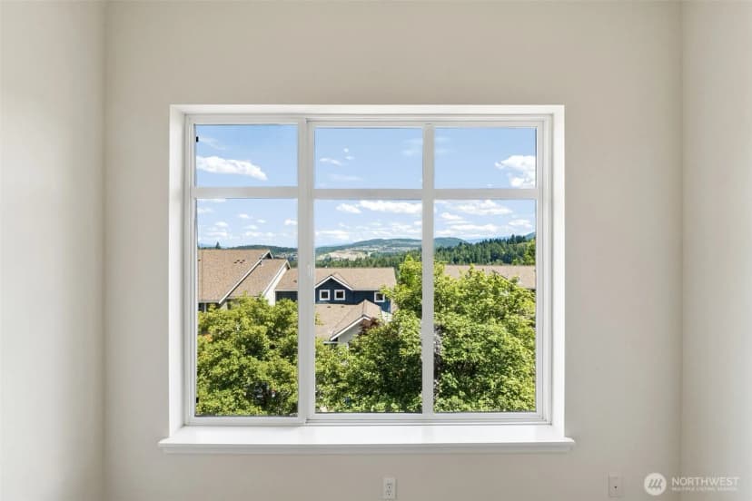 Property photo for 93 Sky Ridge Road Nw #505, Issaquah photo 25