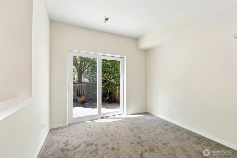 Property photo for 93 Sky Ridge Road Nw #505, Issaquah photo 10