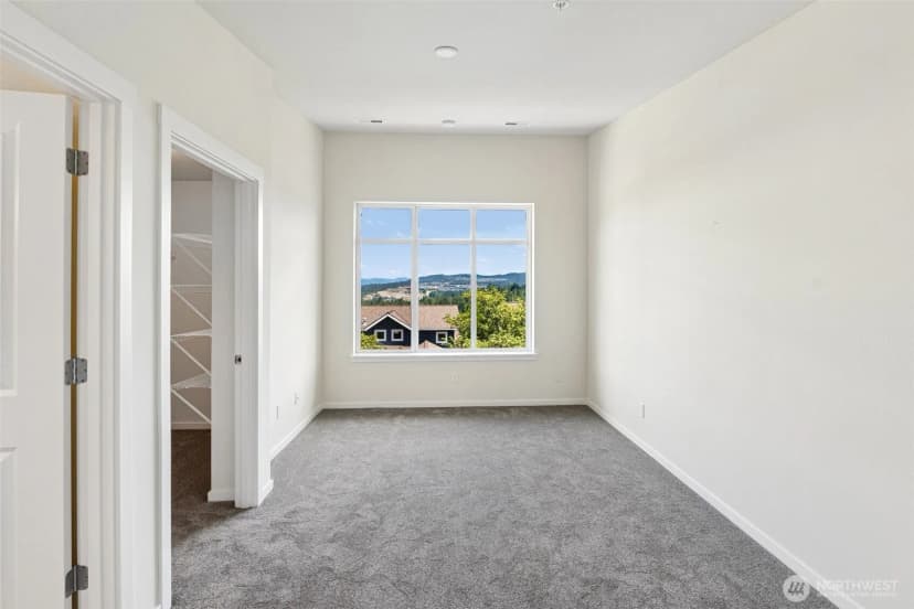 Property photo for 93 Sky Ridge Road Nw #505, Issaquah photo 24
