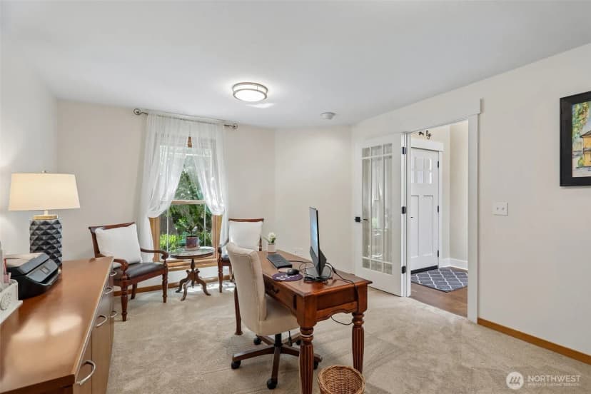 Property photo for 18846 Se 42nd Street, Issaquah photo 15
