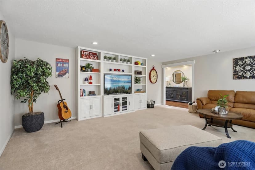 Property photo for 18846 Se 42nd Street, Issaquah photo 14