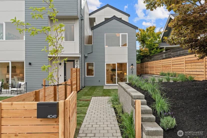 Property photo for 4047 44th Avenue Sw, Seattle photo 33