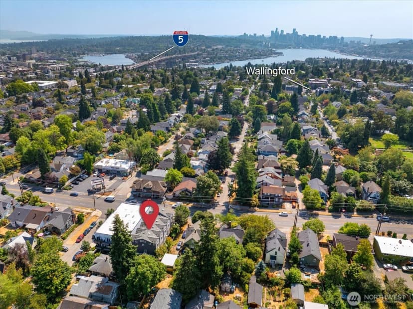 Property photo for 2502 N 50th Street #103, Seattle photo 26