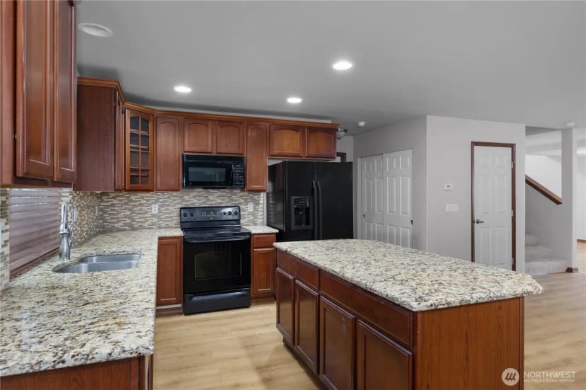 Property photo for 8512 205th Street Ct E, Spanaway photo 2