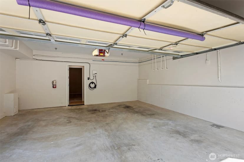 Property photo for 11899 Se 4th Place #603, Bellevue photo 23