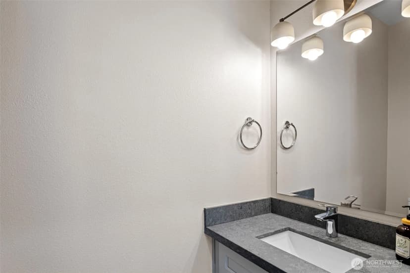 Property photo for 11899 Se 4th Place #603, Bellevue photo 7