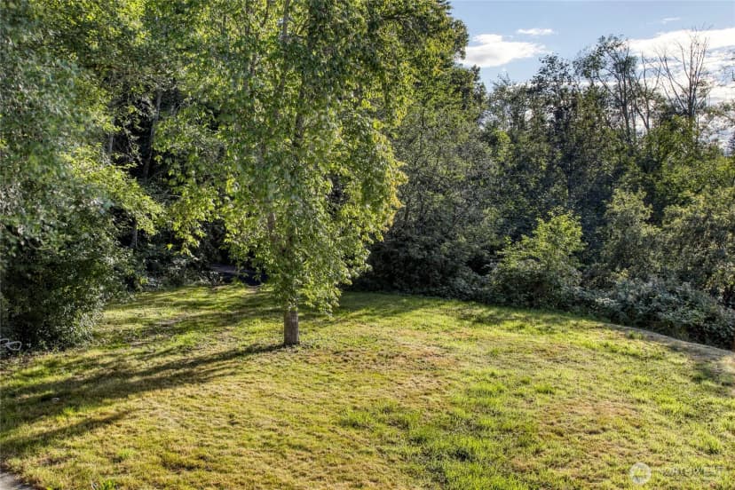 Property photo for 11826 Ne Manzanita Lane, Bainbridge Island photo 2