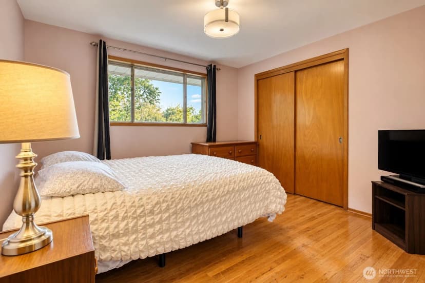 Property photo for 11826 Ne Manzanita Lane, Bainbridge Island photo 6