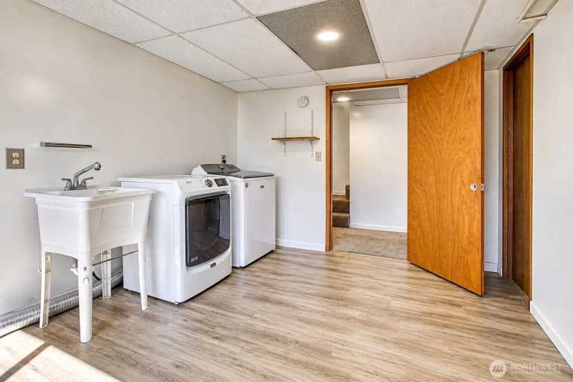 Property photo for 11826 Ne Manzanita Lane, Bainbridge Island photo 17