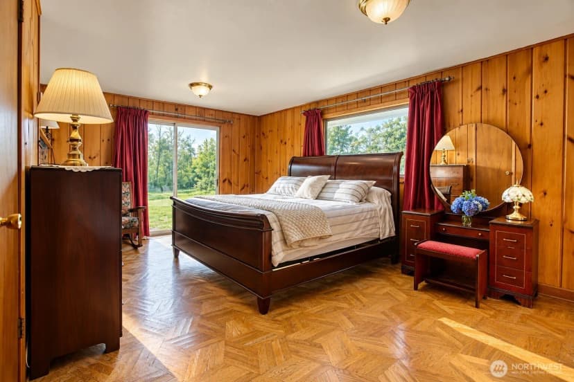 Property photo for 11826 Ne Manzanita Lane, Bainbridge Island photo 10