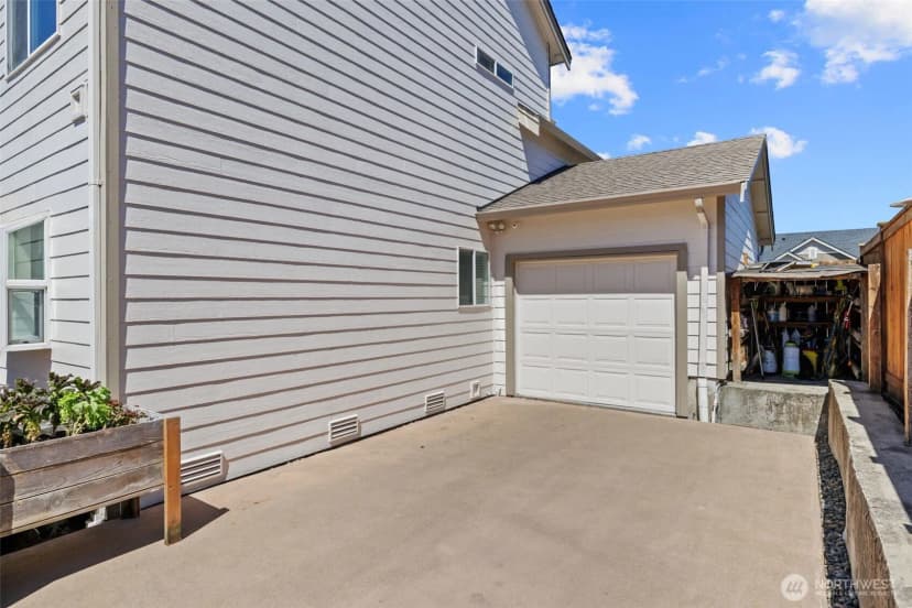 Property photo for 1723 Sw 344th Place, Federal Way photo 32
