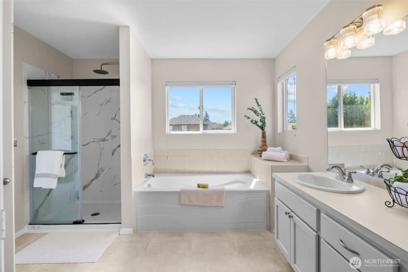 Property photo for 1723 Sw 344th Place, Federal Way photo 18