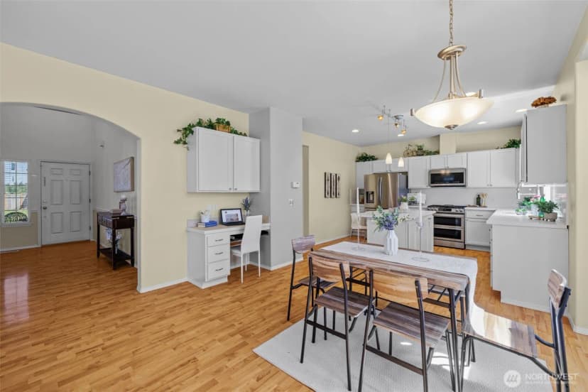 Property photo for 1723 Sw 344th Place, Federal Way photo 9