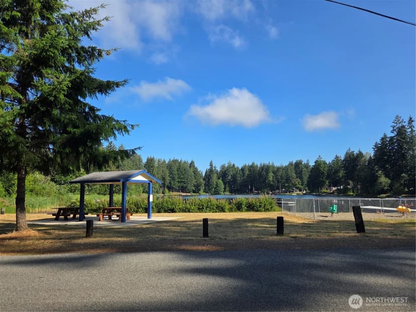 Property photo for 1905 194th Avenue Sw, Lakebay photo 9