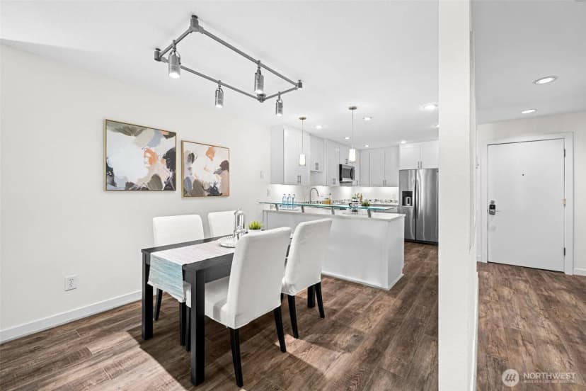 Property photo for 4214 W Lake Sammamish Pkwy Ne Ne #102, Redmond photo 10