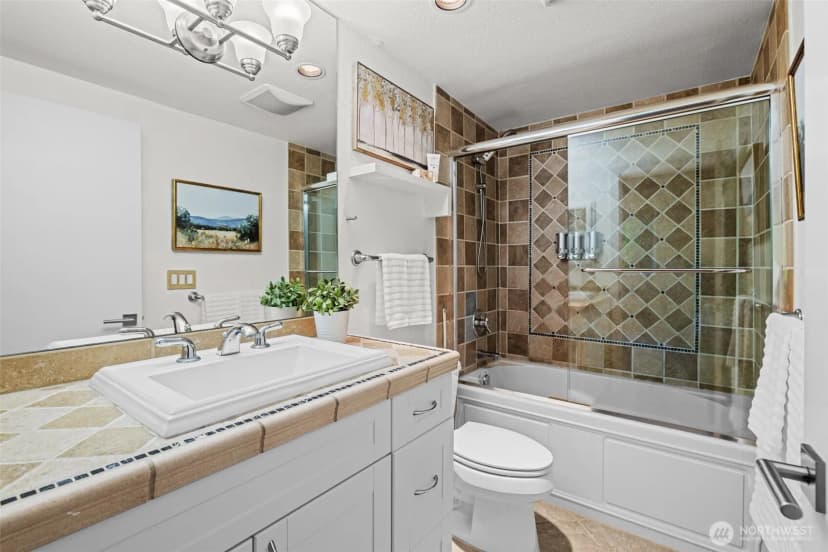 Property photo for 4214 W Lake Sammamish Pkwy Ne Ne #102, Redmond photo 19