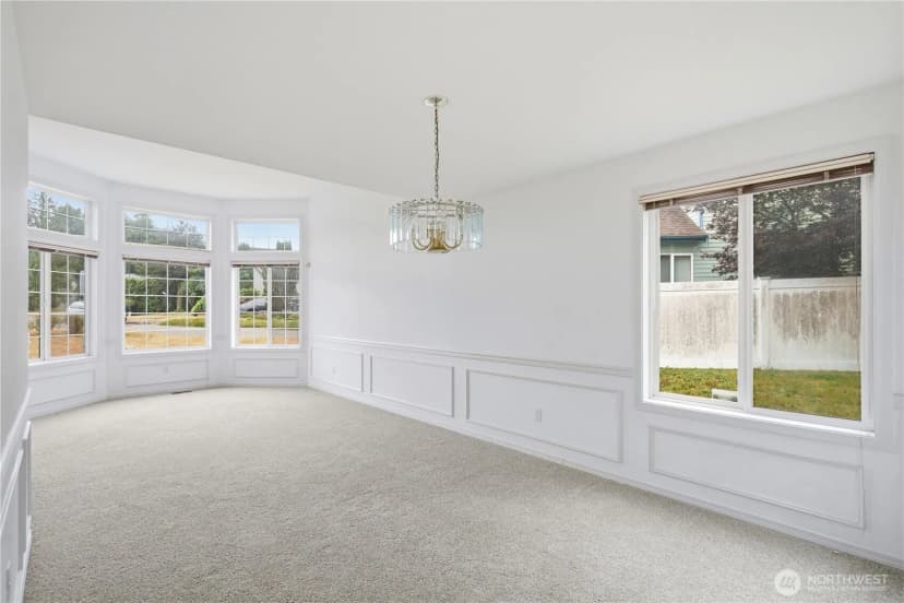 Property photo for 2021 Hoquiam Avenue Ne, Renton photo 5
