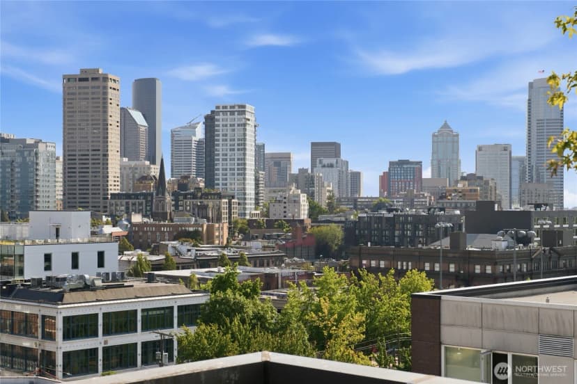 Property photo for 1125 E Olive Street #604, Seattle photo 30