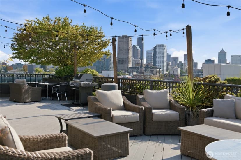 Property photo for 1125 E Olive Street #604, Seattle photo 28