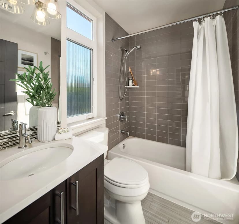 Property photo for 419 N 50th Street #a, Seattle photo 25